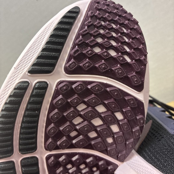 Nike Air Zoom Pegasus 40 Women's Size 10 - Picture 11 of 16